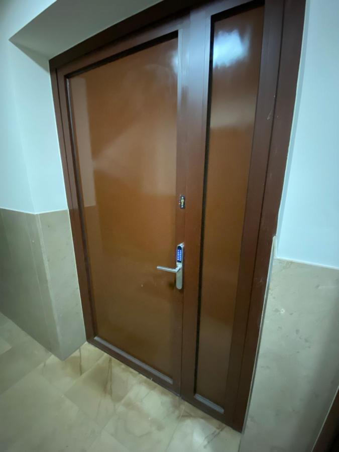City Apartment Getta Краков Экстерьер фото